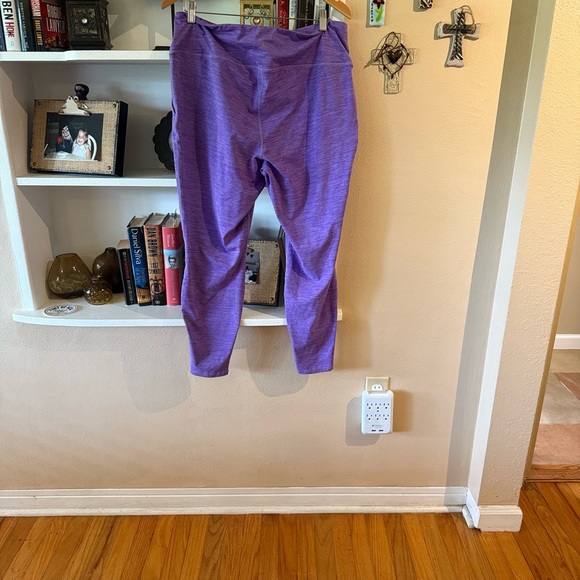 Torrid active activewear size 2 leggings purple - Picture 3 of 3